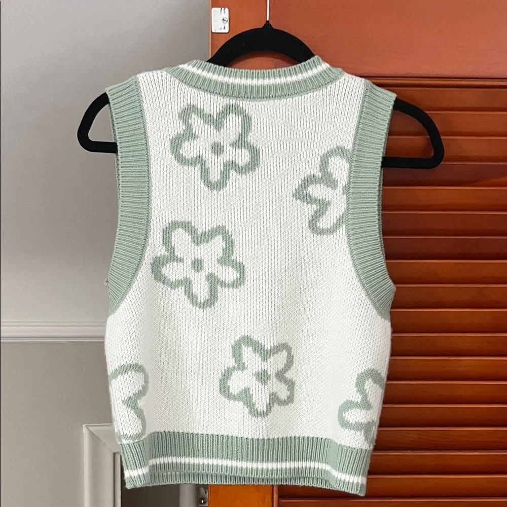 ASOS Collision Floral Knit Sweater Vest - Picture 3 of 3